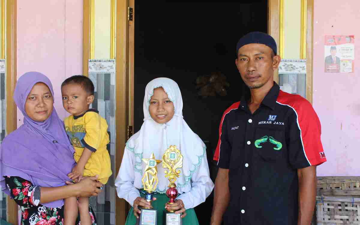 lazdau-Banyak Cinta, Satu Cita-cita