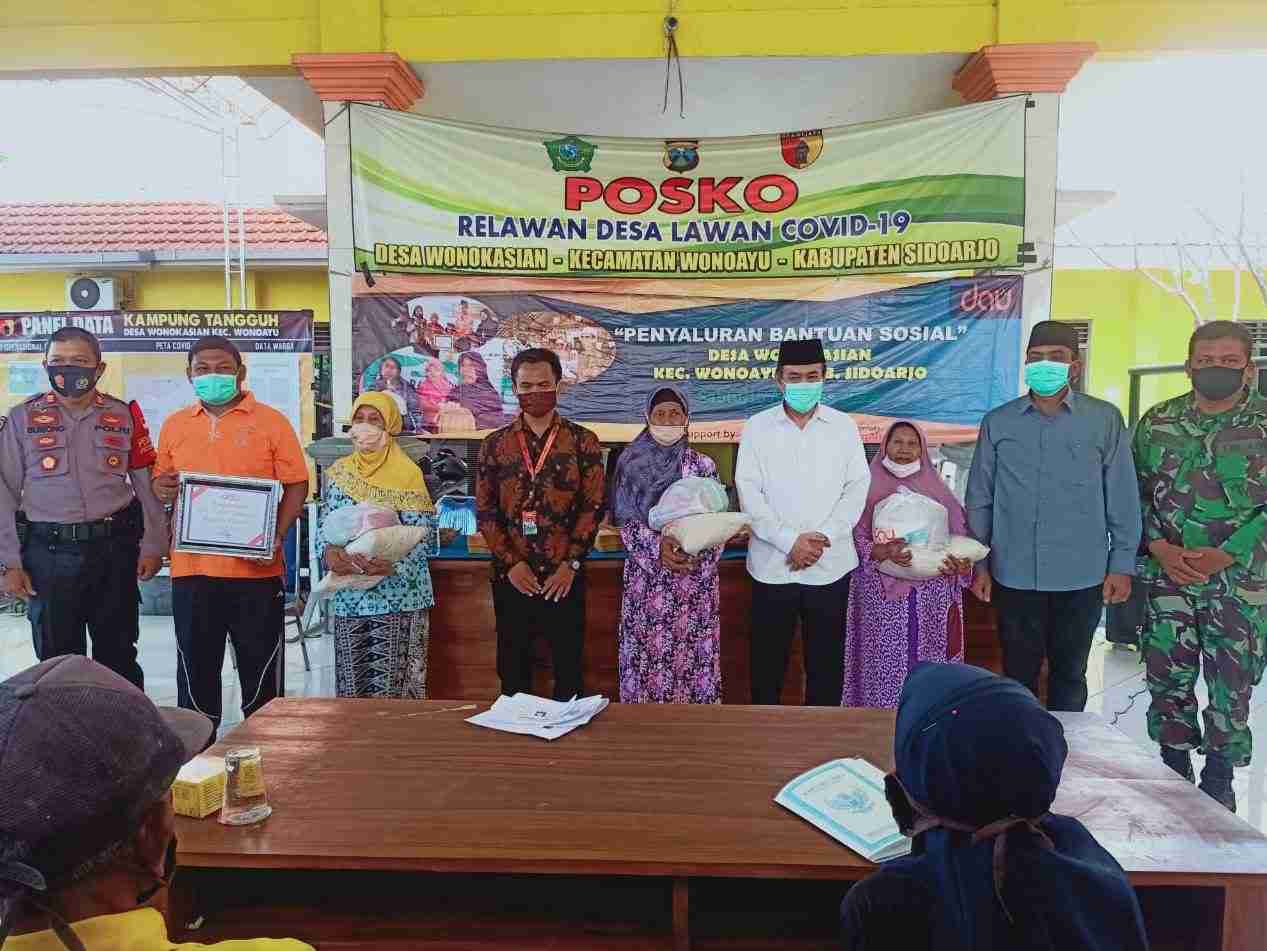 lazdau-Penyaluran 100 Paket Sembako untuk Dhuafa Wonoayu Terdampak Covid-19